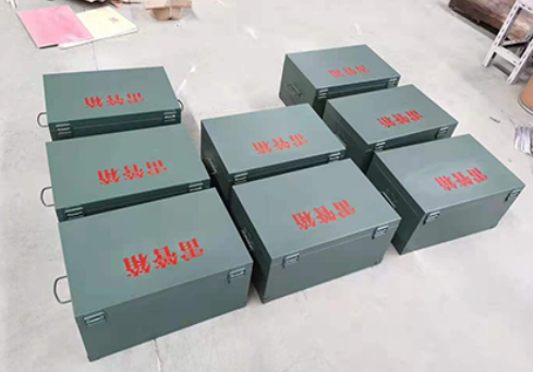 旌阳炸药箱和雷管箱一般是怎么存放的？