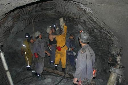 旌阳工程爆破中的危险因素分析以及应对工程爆破危险的措施